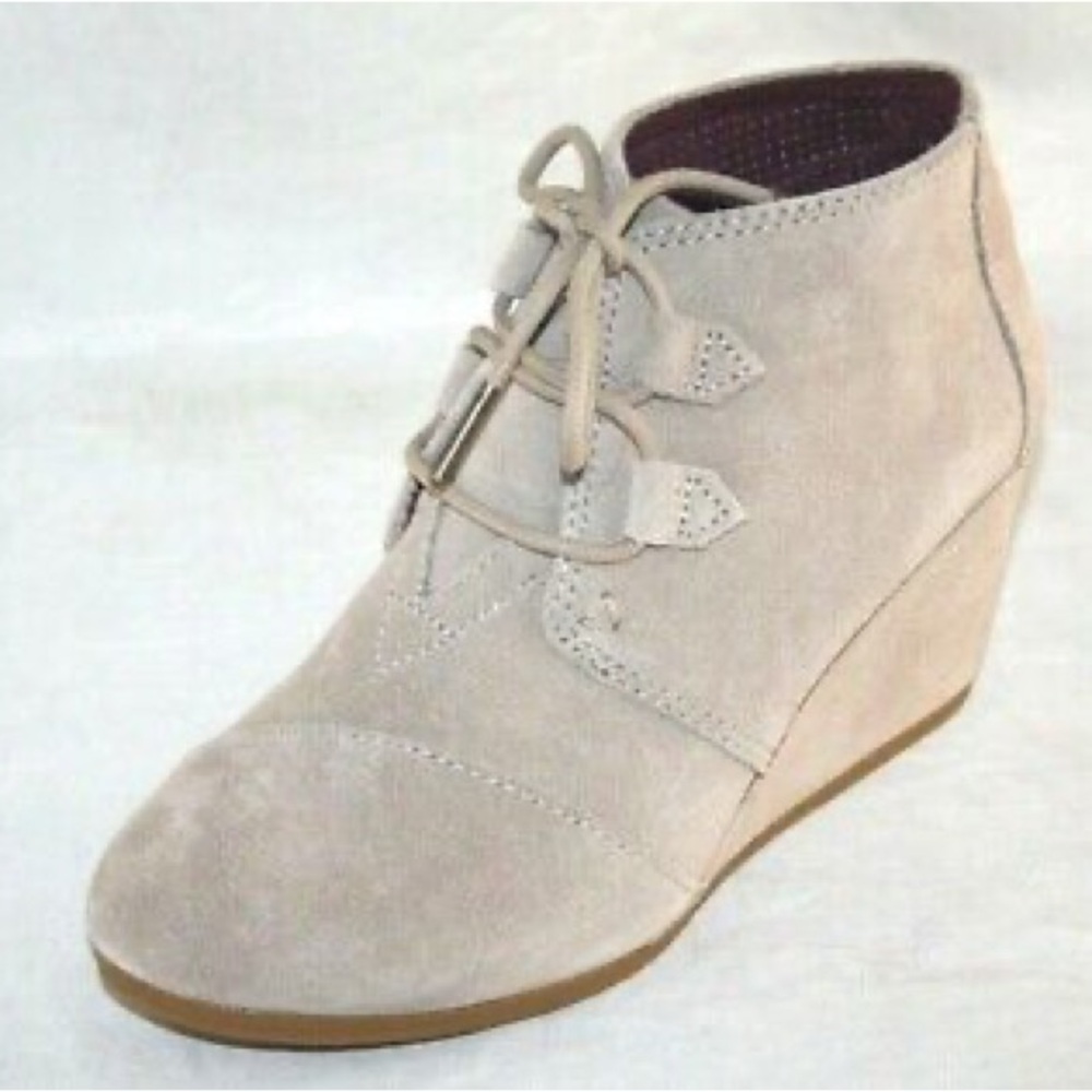Toms Kala Wedge booties, suede.